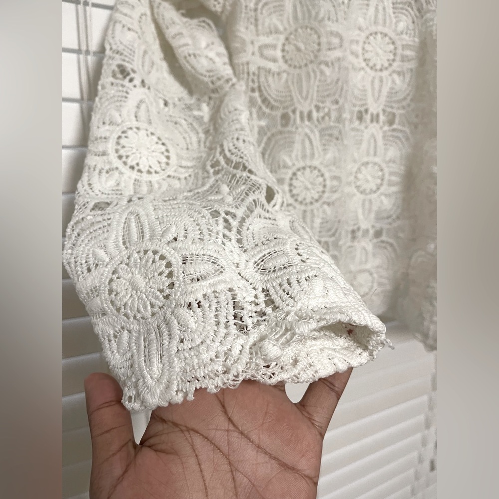 Lace top - Picture 3 of 3